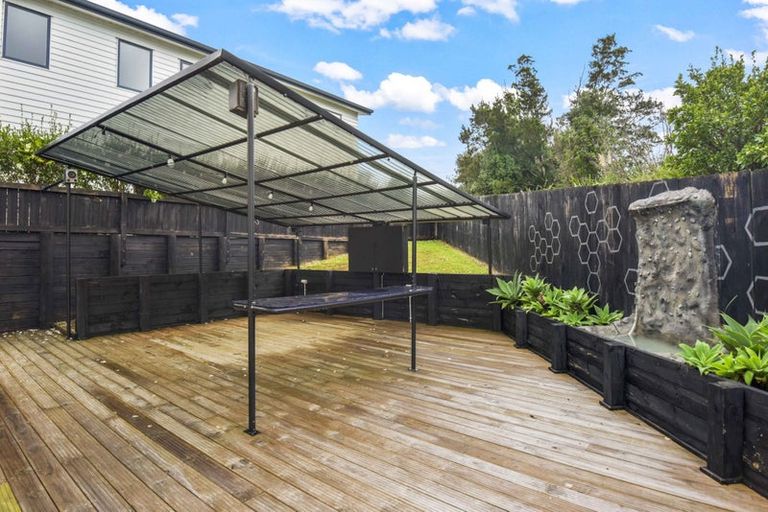 Photo of property in 53 Maylee Crescent, Gulf Harbour, Whangaparaoa, 0930
