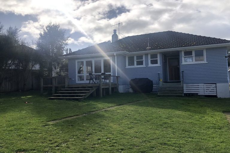 Photo of property in 28 Maire Street, Wairakei, Taupo, 3332