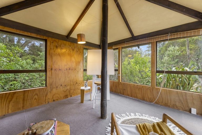 Photo of property in 6 Brown Road, Ohope, 3121