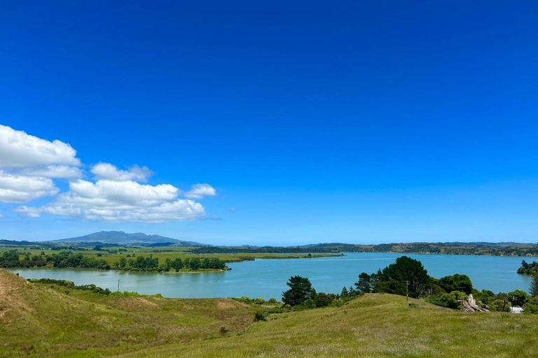 Photo of property in 462 Ohautira Road, Raglan, 3295