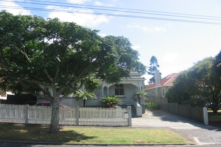 Photo of property in 6 Grotto Street, Onehunga, Auckland, 1061