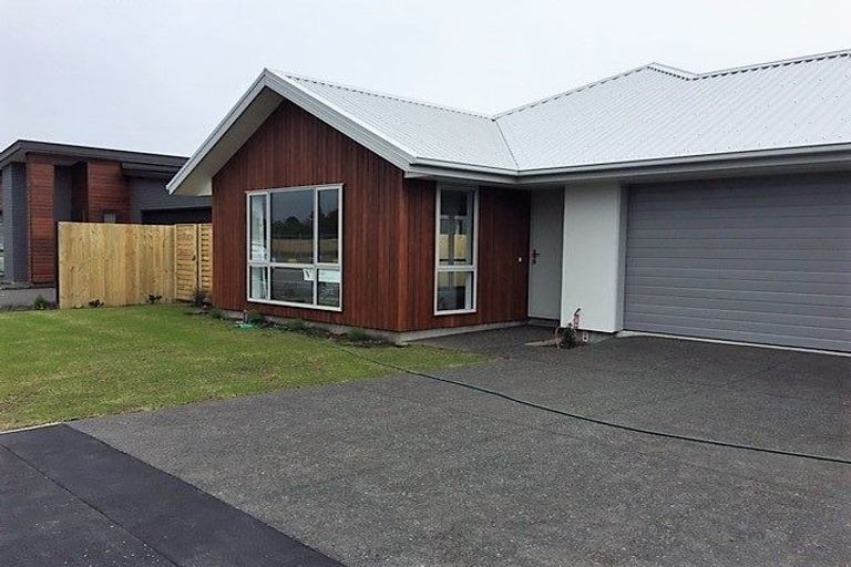 Photo of property in 14 Robert Duncan Road, Belfast, Christchurch, 8051