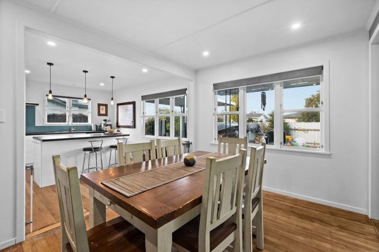 Photo of property in 22 Arthur Hobson Avenue, Pirimai, Napier, 4112