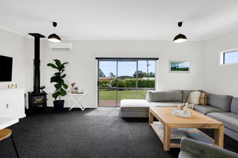 Photo of property in 281 Upland Road, Tarurutangi, New Plymouth, 4372