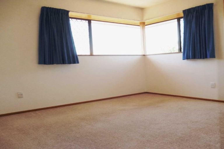 Photo of property in 40 Briarmont Street, Avondale, Christchurch, 8061