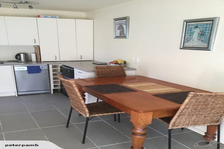 Photo of property in 45 Masterton Road, Rothesay Bay, Auckland, 0630