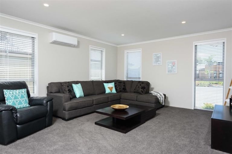 Photo of property in 84 Palm Springs Boulevard, Papamoa Beach, Papamoa, 3118