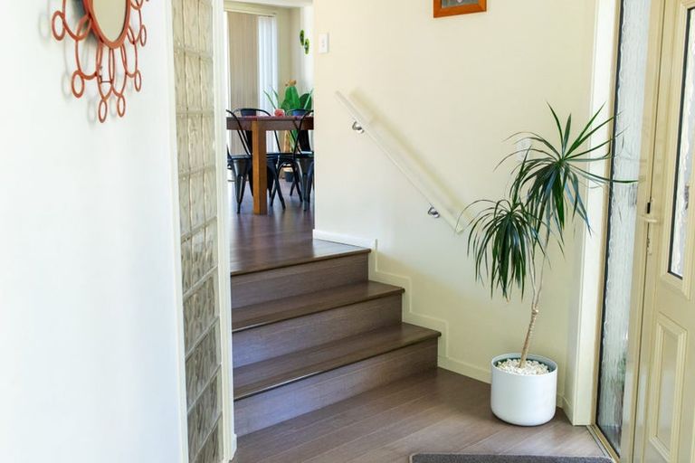 Photo of property in 5 Coralsea Way, Arkles Bay, Whangaparaoa, 0932