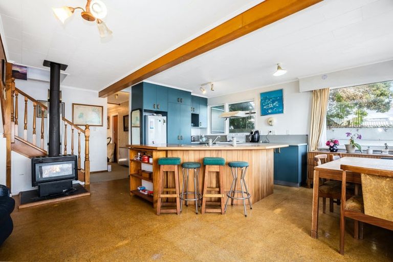 Photo of property in 22a Steyne Avenue, Plimmerton, Porirua, 5026