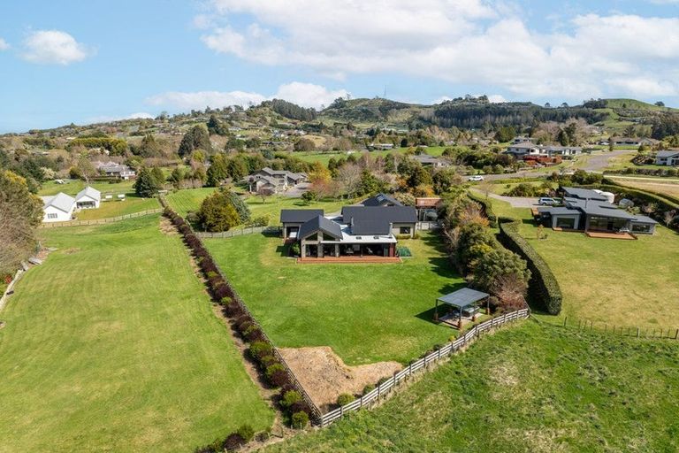 Photo of property in 67 Lomond Grove, Acacia Bay, Taupo, 3385