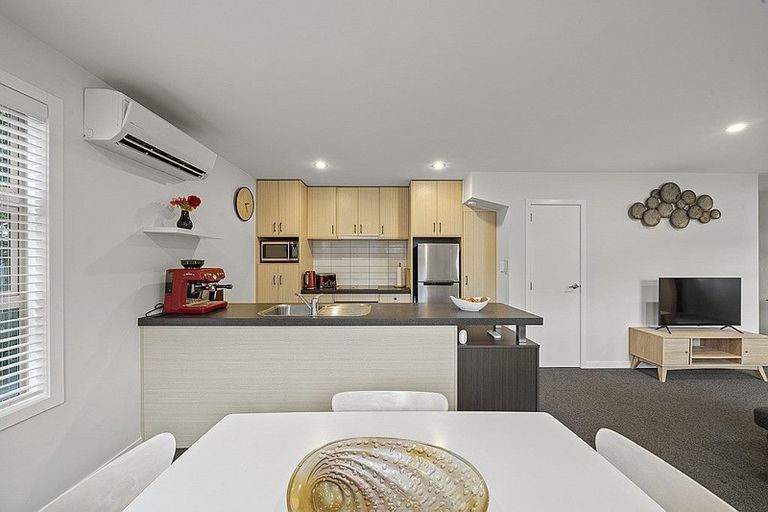 Photo of property in 5b Ryan Grove, Tawa, Wellington, 5028