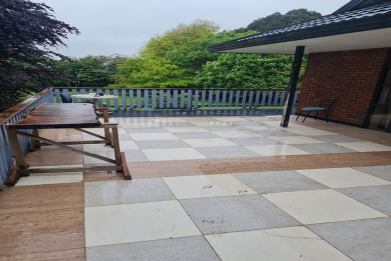 Photo of property in 97 Avenue North Road, Levin, 5510