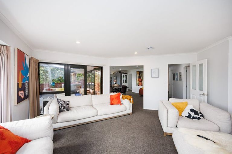 Photo of property in 197 Ruapehu Drive, Fitzherbert, Palmerston North, 4410