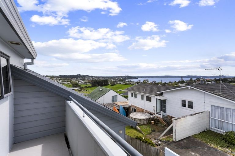 Photo of property in 62 Stanmore Bay Road, Stanmore Bay, Whangaparaoa, 0932