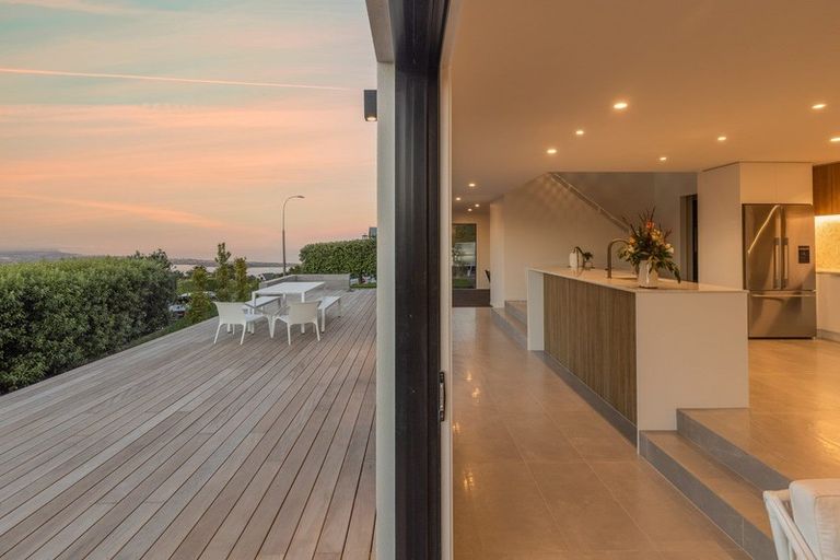 Photo of property in 280 Major Hornbrook Road, Mount Pleasant, Christchurch, 8081