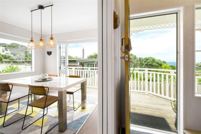 Photo of property in 4 Edwin Mitchelson Road, Muriwai, Waimauku, 0881