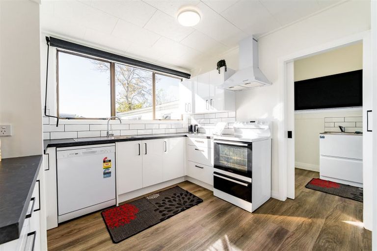 Photo of property in 40 Kirkcaldy Street, South Dunedin, Dunedin, 9012