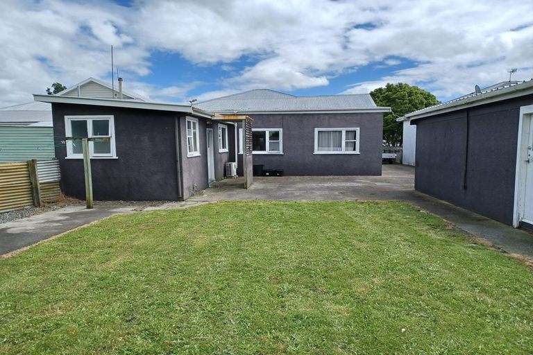 Photo of property in 19 Hereford Street, West End, Palmerston North, 4410