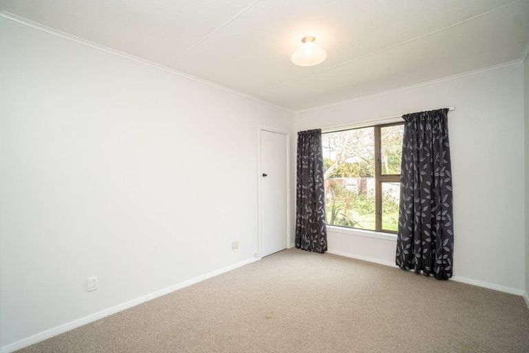 Photo of property in 12 Rochester Street, Awapuni, Palmerston North, 4412