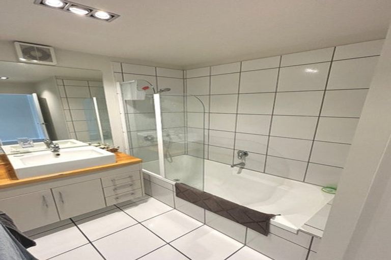 Photo of property in 203a Titirangi Road, Titirangi, Auckland, 0604