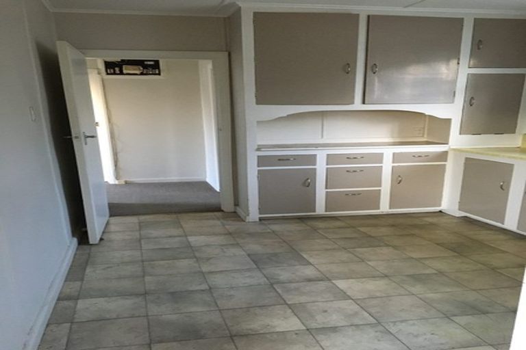 Photo of property in 11 Woodgrove Avenue, North New Brighton, Christchurch, 8083