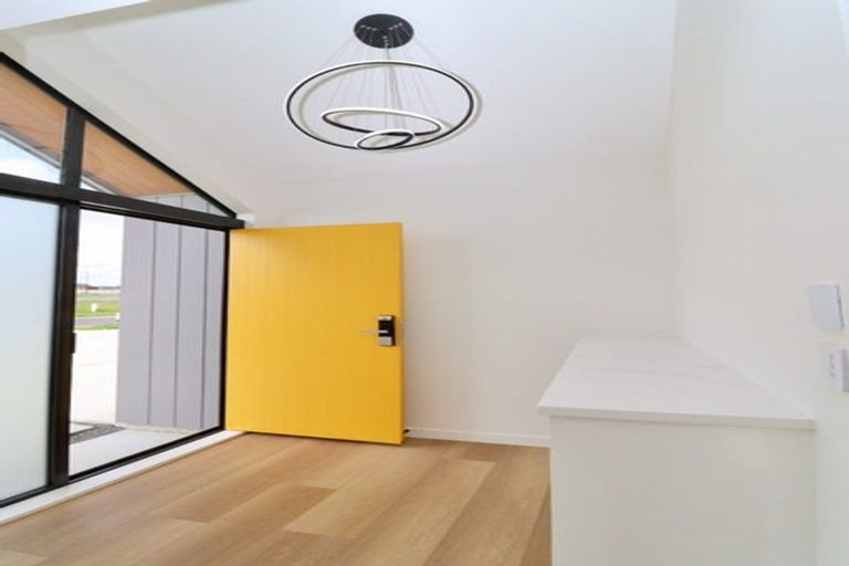 Photo of property in 6 Kobe Street, Karaka, 2580