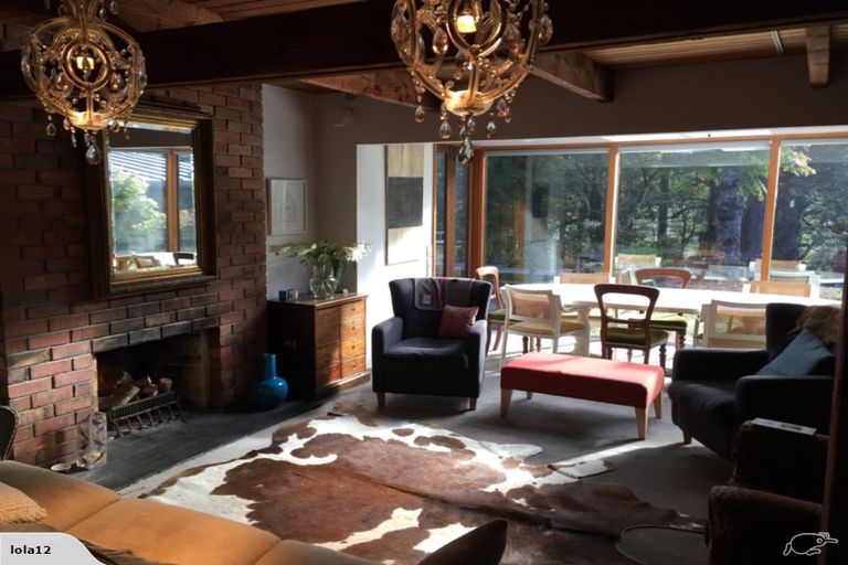 Photo of property in 86 Blue Mountains Road, Pinehaven, Upper Hutt, 5019