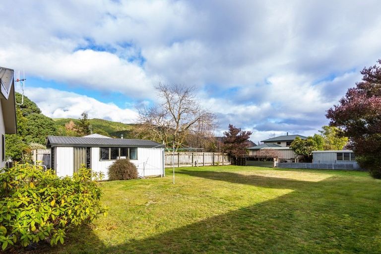 Photo of property in 17 Susan Lane, Kinloch, Taupo, 3377