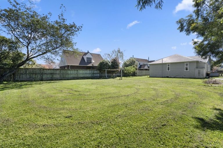 Photo of property in 6 Malcolm Street, Martinborough, 5711