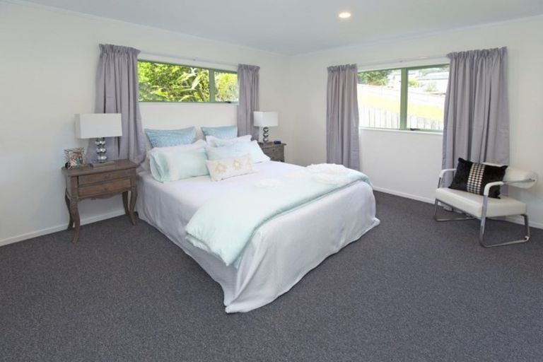 Photo of property in 53 Ferry Road, Arkles Bay, Whangaparaoa, 0932