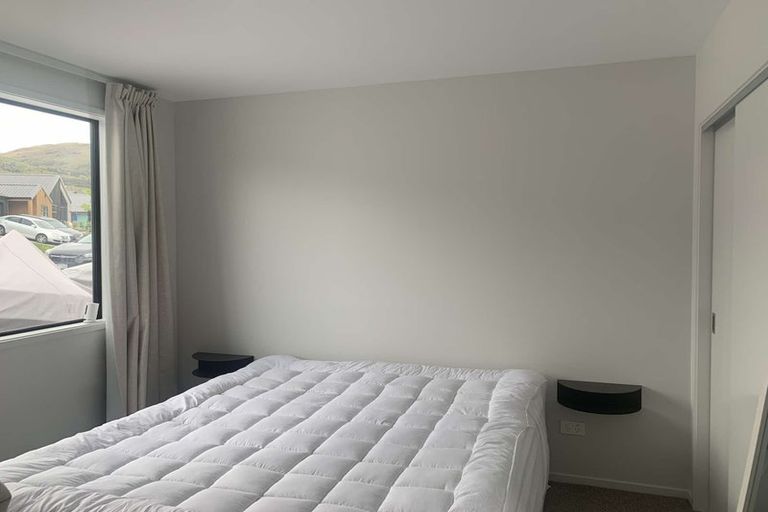 Photo of property in 15 Friesian Close, Jacks Point, 9371