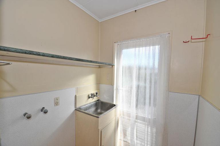 Photo of property in 49 Barrier View Road, Leigh, 0985