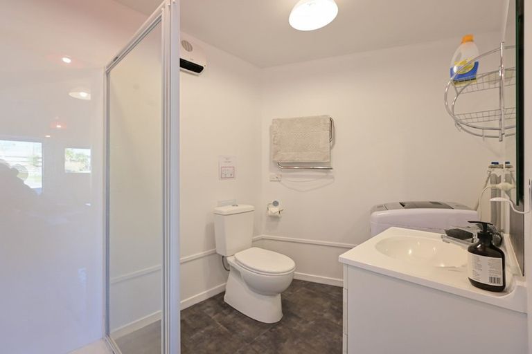 Photo of property in 8 Invincible Drive, Glenorchy, 9372