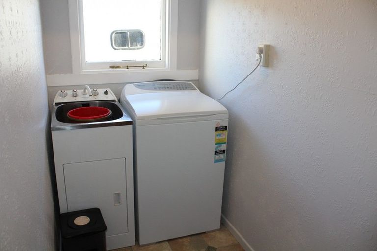 Photo of property in 15 Gerrard Road, Winton, 9720