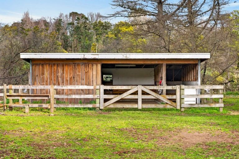 Photo of property in 992 Dartmoor Road, Puketapu, Napier, 4186