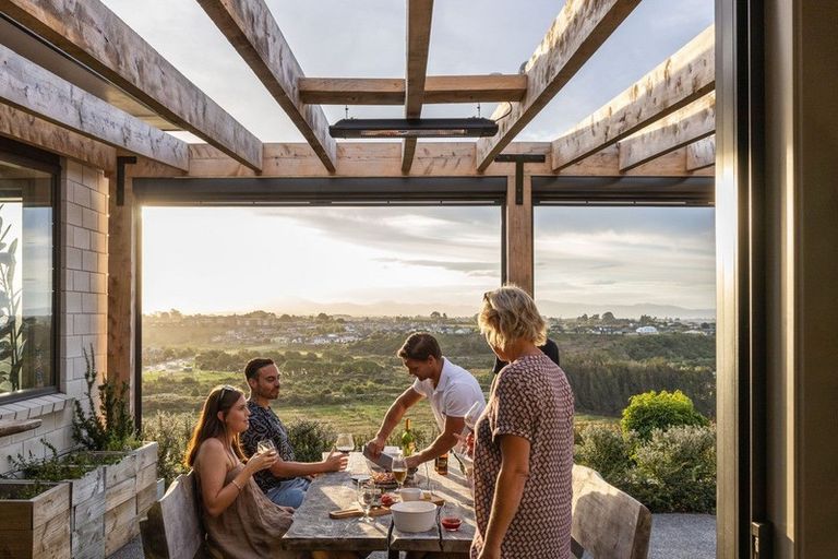 Photo of property in 12 Aquavue Way, Bellevue, Tauranga, 3110