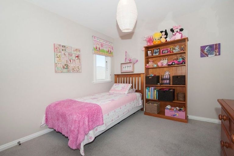 Photo of property in 37 Garden Road, Avalon, Lower Hutt, 5011