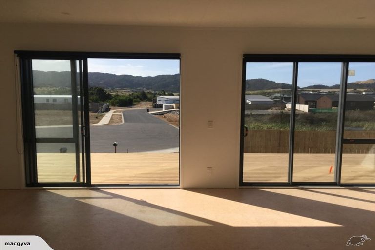 Photo of property in 30 Northcoast Place, Mangawhai Heads, Mangawhai, 0505