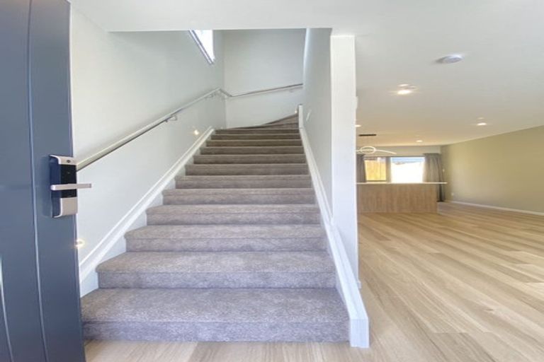 Photo of property in 19c Chislehurst Street, Henderson, Auckland, 0612