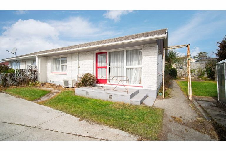 Photo of property in 4/9 Division Street, Riccarton, Christchurch, 8041