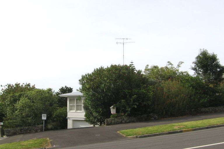 Photo of property in 30 Vanessa Crescent, Glendowie, Auckland, 1071