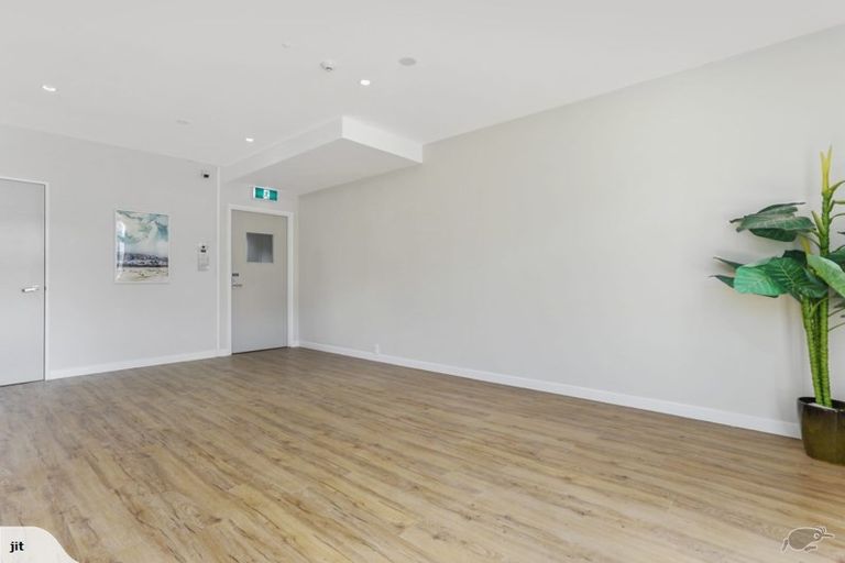 Photo of property in 46 Wellington Street, Nelson South, Nelson, 7010