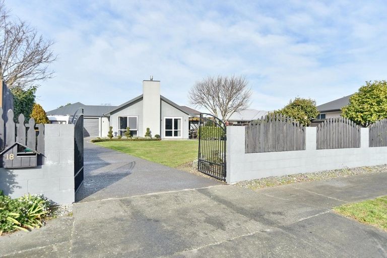 Photo of property in 18 Clarevale Street, Burwood, Christchurch, 8083