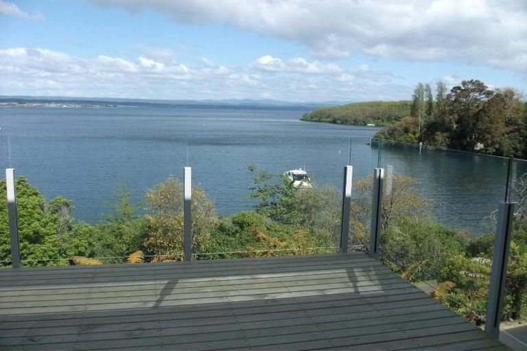 Photo of property in 856b Wily Terrace, Acacia Bay, Taupo, 3330