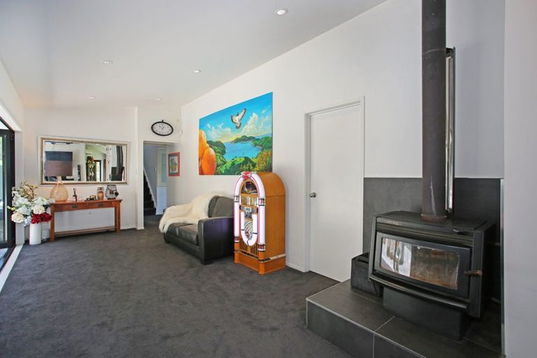 Photo of property in 839 Ponga Road, Opaheke, Papakura, 2584