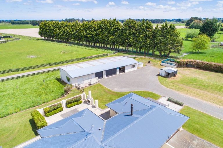 Photo of property in 5 Te Arakura Road, Newbury, Feilding, 4775