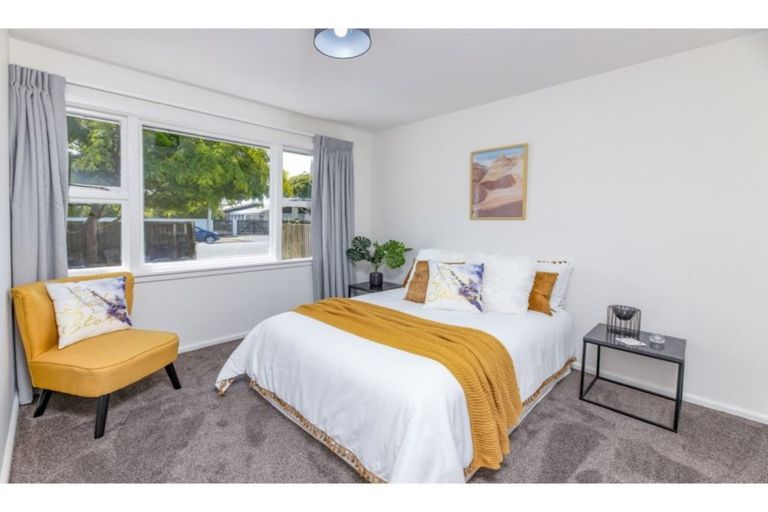 Photo of property in 433 Bower Avenue, Parklands, Christchurch, 8083