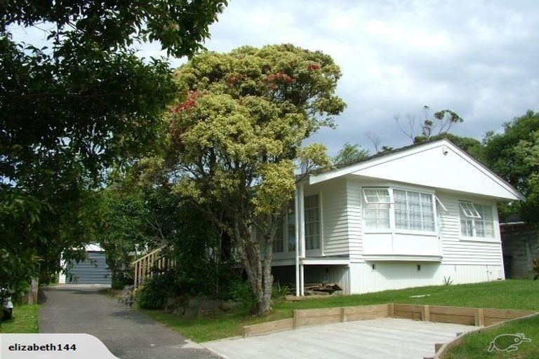 Photo of property in 16 Ripon Crescent, Meadowbank, Auckland, 1072