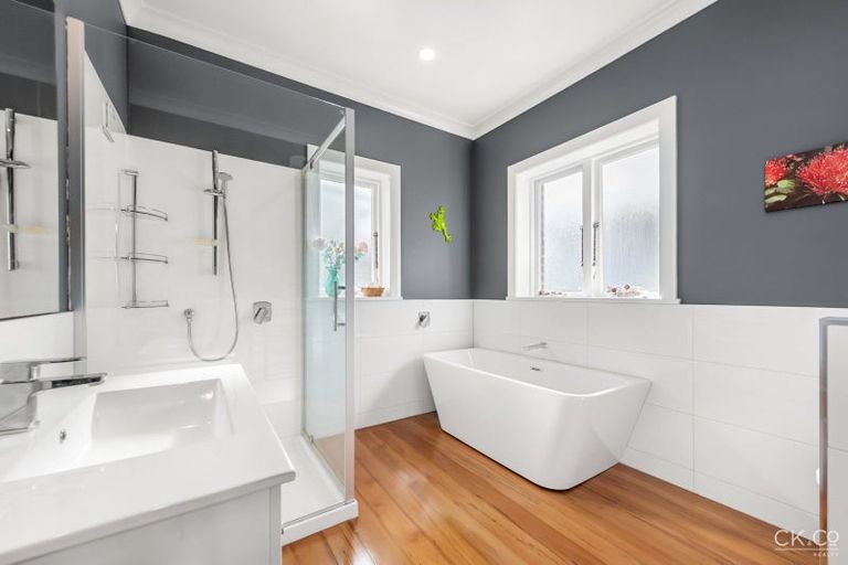 Photo of property in 10 Tui Street, Alicetown, Lower Hutt, 5010