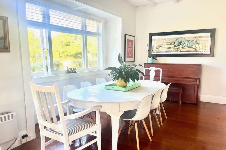 Photo of property in 23 Maungakiekie Avenue, Greenlane, Auckland, 1051